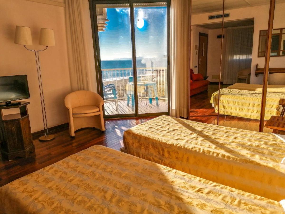 Hotel Sirenella Меле Экстерьер фото