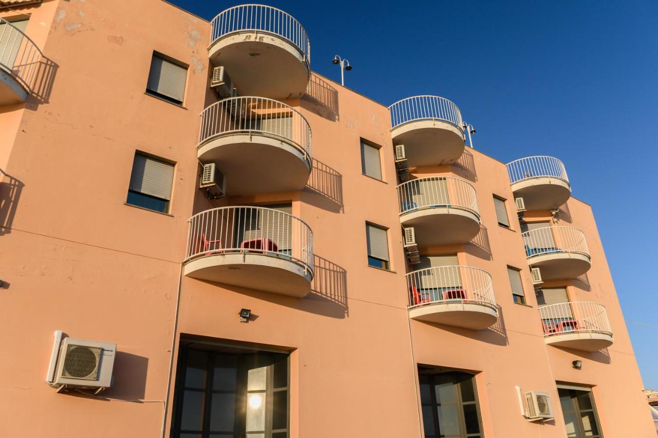 Hotel Sirenella Меле Экстерьер фото