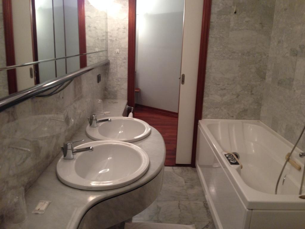 Hotel Sirenella Меле Номер фото